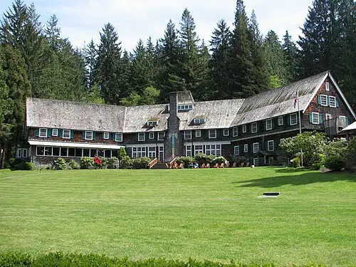 Historic 1926 Lake Quinault Lodge with its sloping lawn down to the lake.