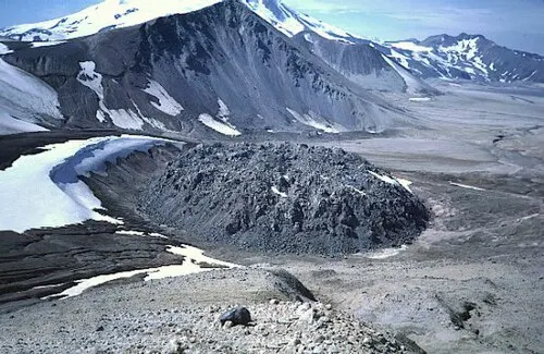 The rounded Novarupta lava dome, the plugged vent of the 1912 eruption, on the valley floor.