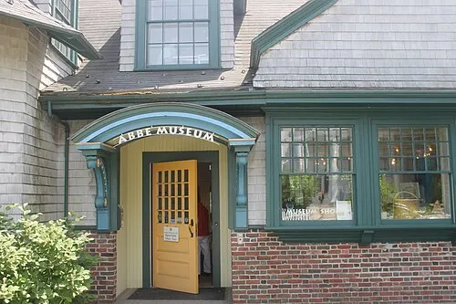 Exterior of the downtown Abbe Museum on Mt. Desert Street in Bar Harbor, dedicated to Wabanaki Nations' history and living cultures.