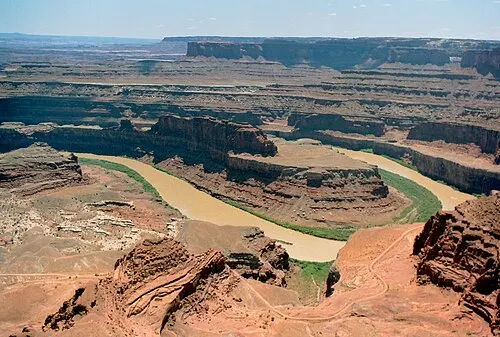 Dead Horse Point State Park mesa, site of yurt camping minutes from the Island in the Sky turnoff (substitute landscape, not the yurts).